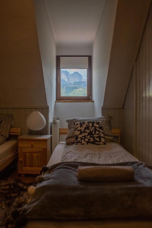 Апартаменты Apartament Z Widokiem Na Giewont, Krupowki 48 "Budynek Polskich Kolei Linowych" Закопане Экстерьер фото